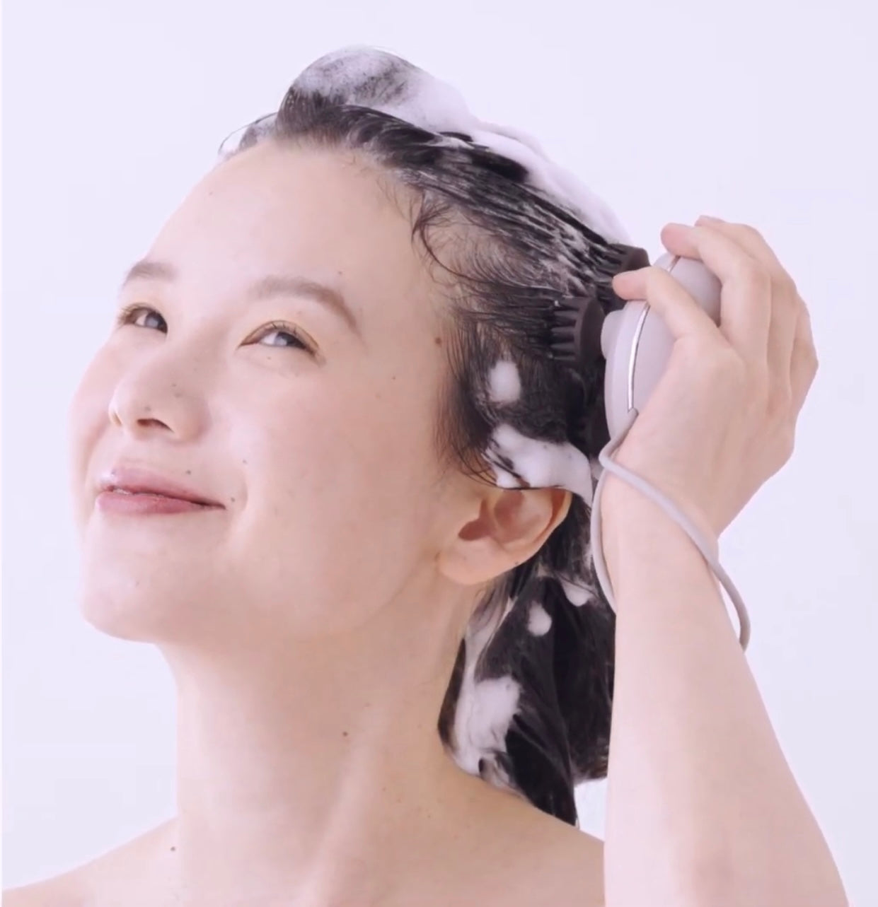 Festino 頭部按摩器|乾濕兩用 x EMS模式 x 頭臉部呵護,找回自信美!