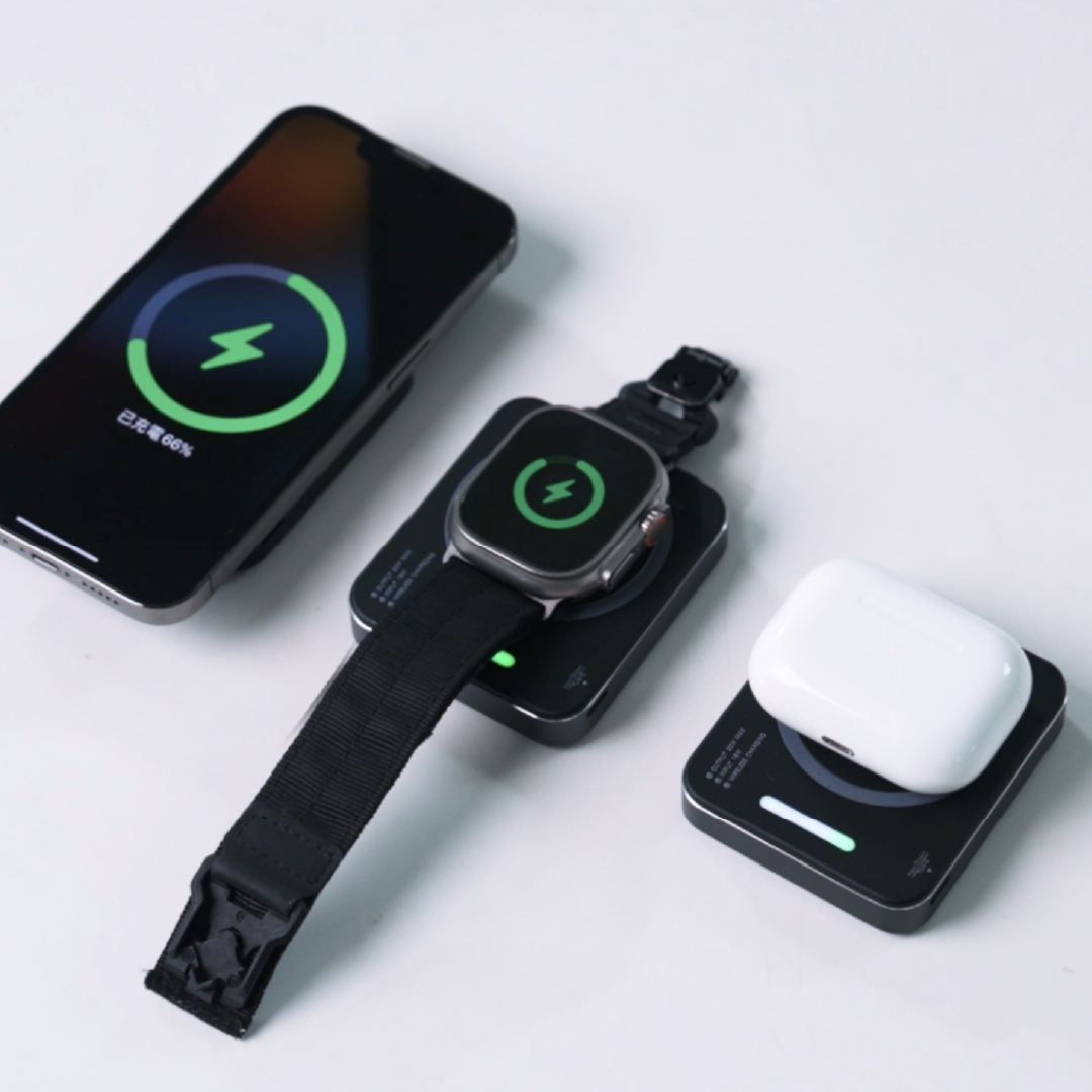 【熱銷450萬】NICONICO小魔方|手機x手錶x耳機 充電一次滿足,全球最小三合一磁吸行動電源!⚡️